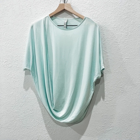 Athleta Tops - Athleta Yoga Top Mint Green sz XS